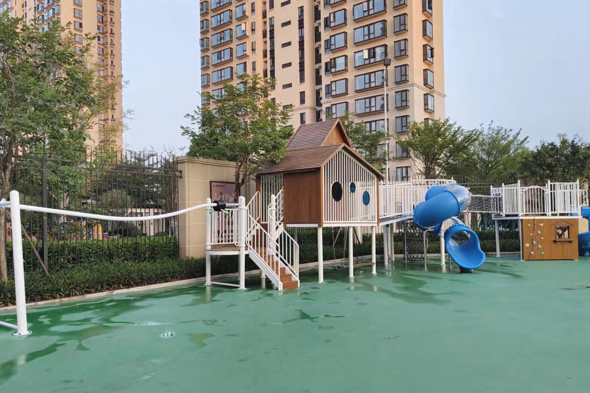 东 莞 东 城 区 · 虎 英 幼 ⼉ 园